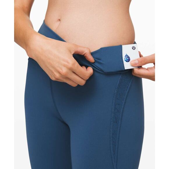 Lululemon High Rise Wunder Under Flocked Everlux Crop Code Blue‎ Leggings Size 4 - Picture 3 of 7